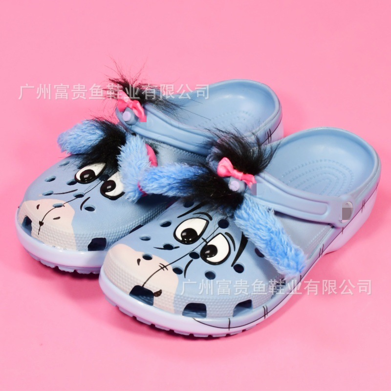 Summer non-slip breathable Crocs-style slippers
