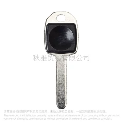 Suitable for Harley motorcycle fat Dai Na large gliding 500/700/750 XG750 key embryo/handle (Motorcycle Key) - black