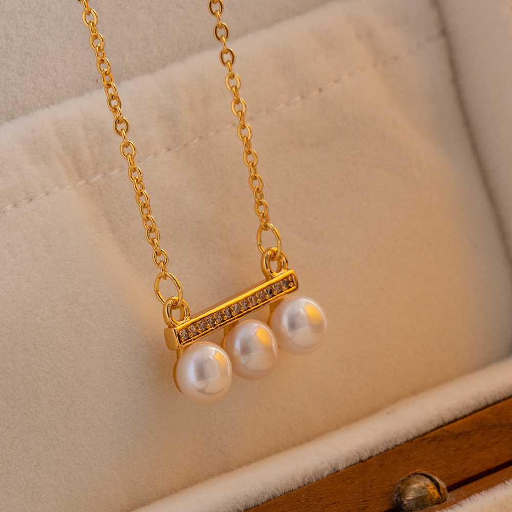 Fashion Round Square Copper Plating Inlay Artificial Diamond Pearl Pendant Necklace 1 Piece