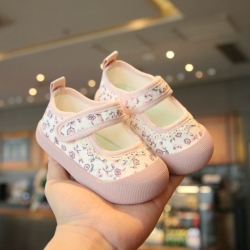 Детская ходунка Маленькая детская обувь Квадратный рот Цветочный холст обувь для девочек Детская обувь Детская дышащая доска обувь иностранная
