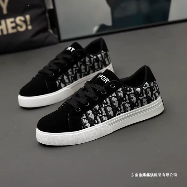 Trendy brand shoes 2026 spring/summer new model soft-soled retro canvas shoes versatile casual sneakers for young people black cotton