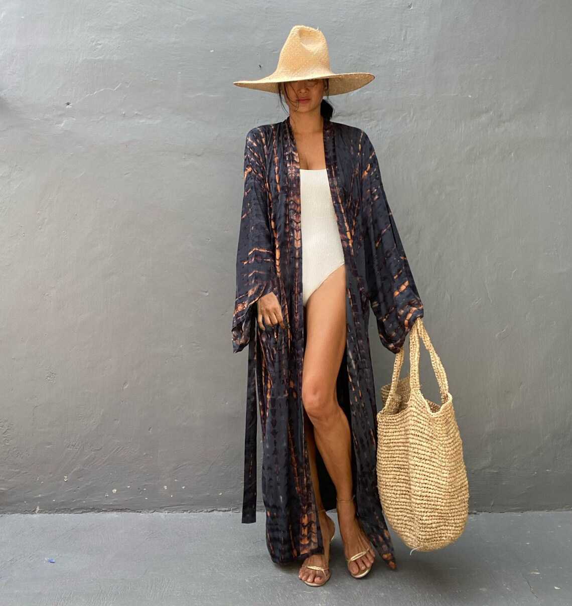 European And American Rayon Water Print Beach Cover up Sexy Loose Cardigan Swimsuit Bikini for Women_ecoleips.com