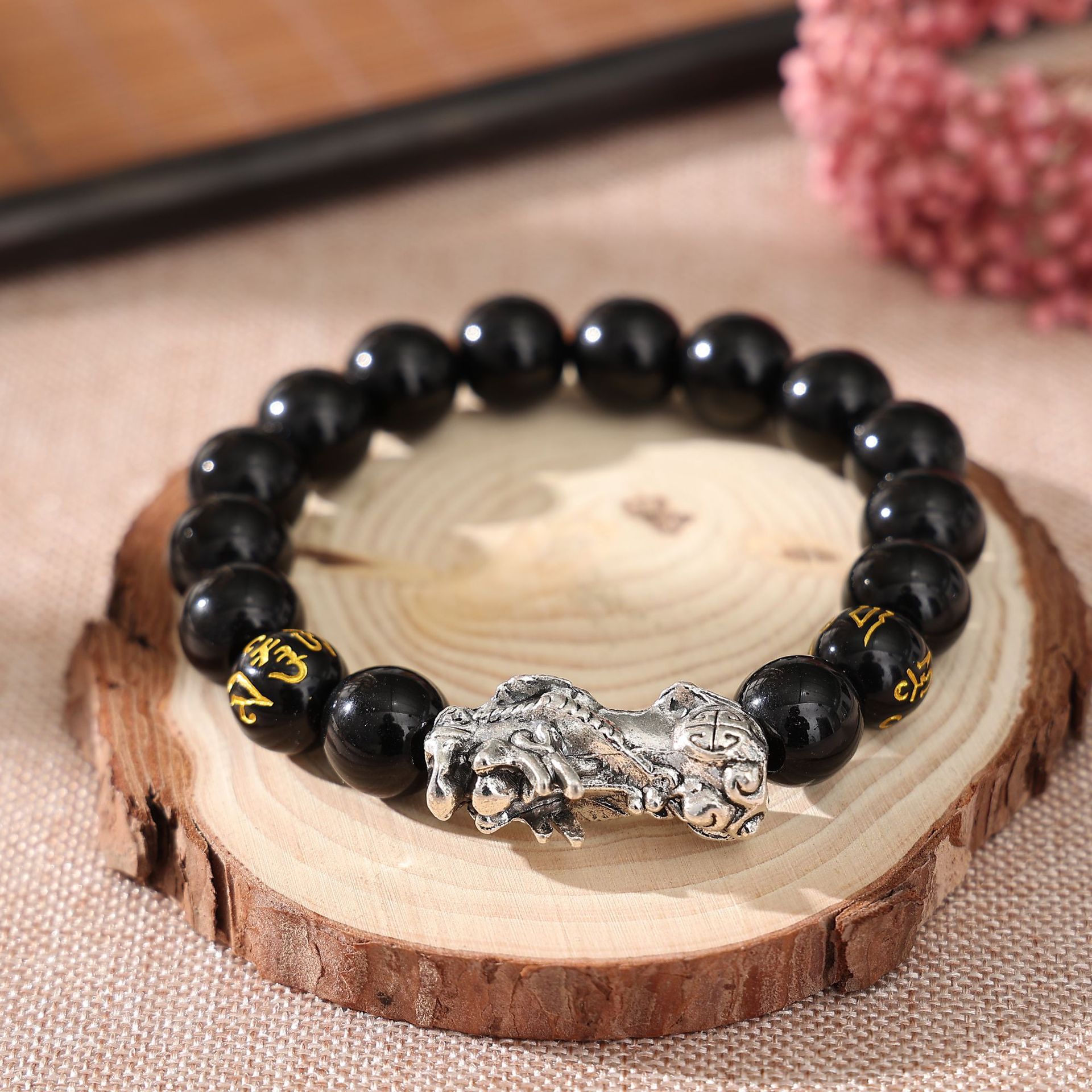 Imitación obsidiana pulsera chapada en oro mantra de seis palabras que preservan el color pulsera de cuentas de oro joyería de la suerte para los hombres