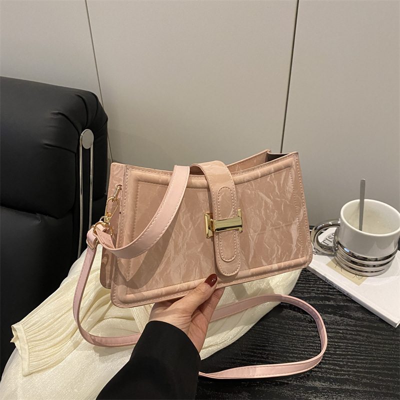 Color de contraste popular de este año, ocio 2025, nuevo estilo, moda francesa simple, estilo occidental, hombro, axila, bandolera, bandolera, mujer