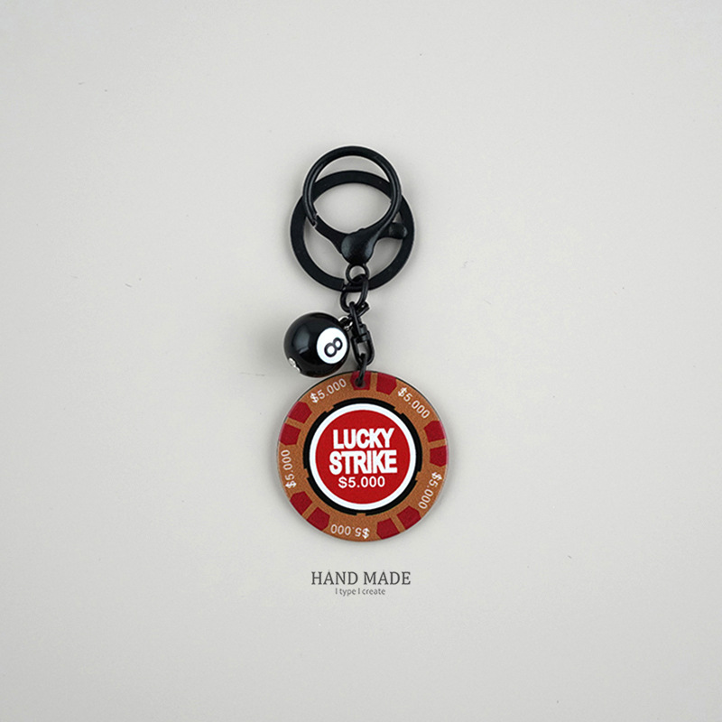 2025 Año Nuevo LuckyStrike fichas de acrílico llavero de coche bolso americano colgante colgante colgante