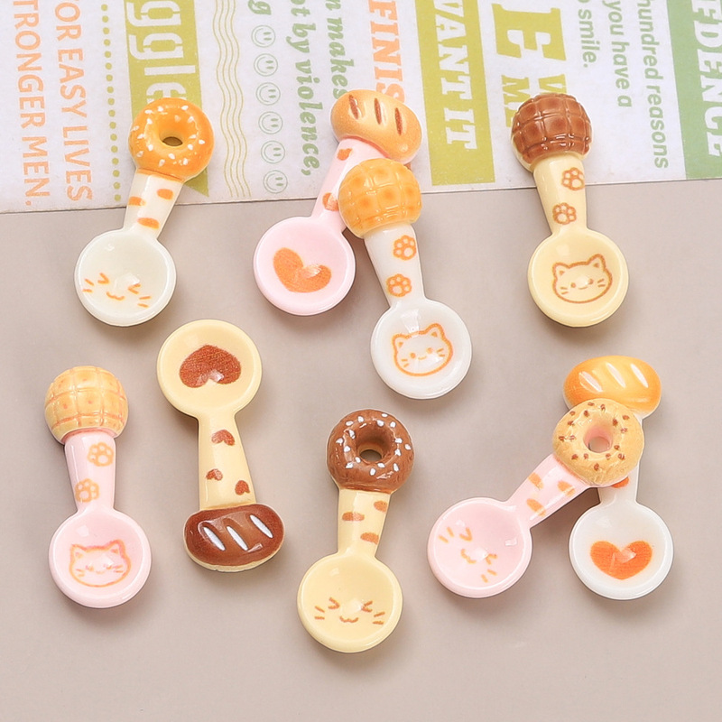 New Bread Heart Spoon Handmade DIY Homemade Jewelry Accessories Cream Glue Resin Small Accessories Materials Wholesale