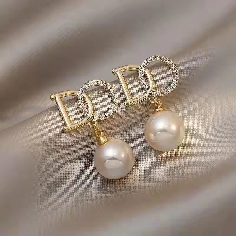 Alloy Material Flower Pattern Women'S Gender Enamel, Inlay Design Sweet Flower Alloy Enamel Inlay Artificial Pearls Artificial Diamond Women's Drop Earrings Ear Studs