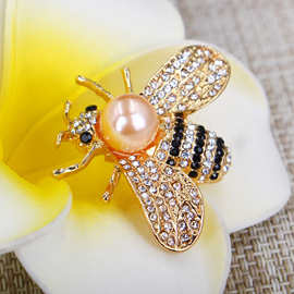欧美个性小蜜蜂胸针百搭小众高级感别针珍珠配饰合金水钻胸花
