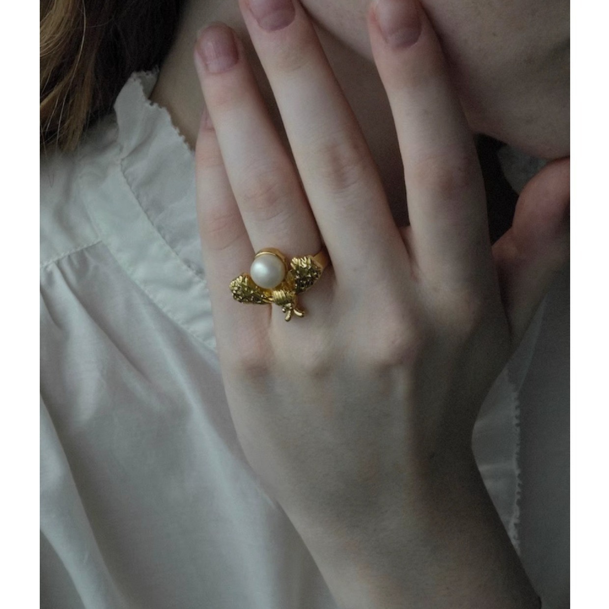 Classic Bee Pearl Adjustable Open Ring For Women Vintage Style_voghion.com