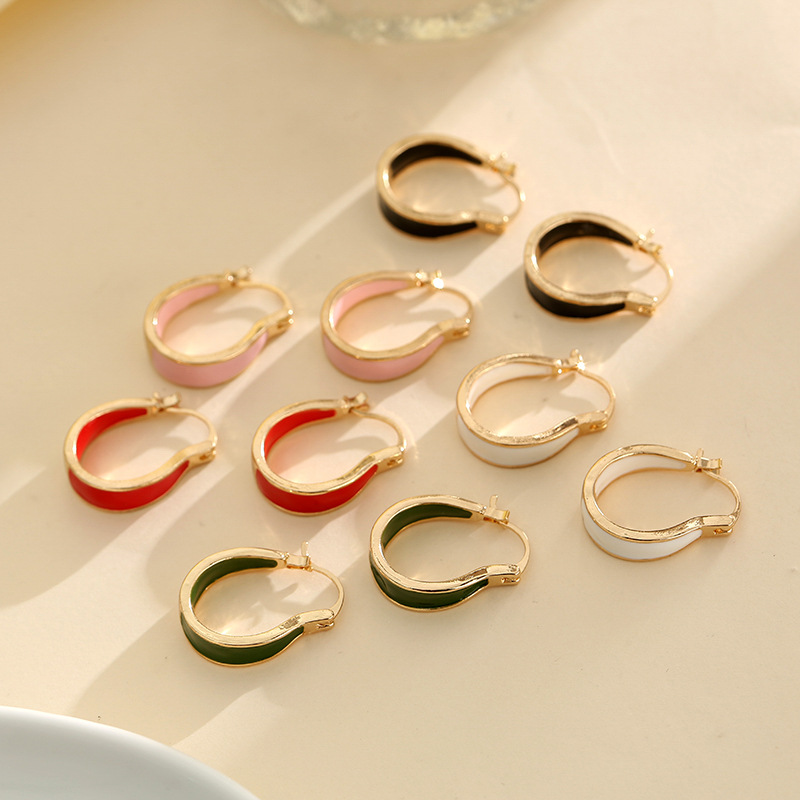 1 Pair Simple Style Round Enamel Alloy Earrings display picture 1