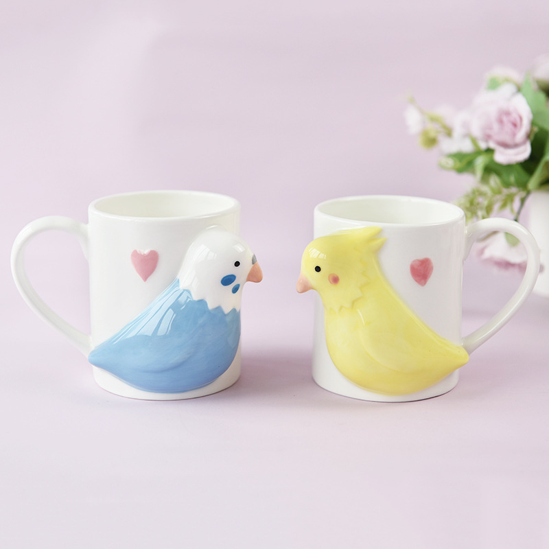 Lovely cardon par de papagaios taza de cerámica en relieve estereoscópica taza de agua de cerámica de temperatura media taza de oficina taza