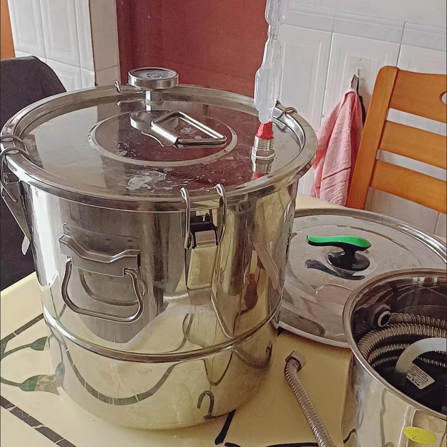 批发小型酿酒机家用酿酒设备自酿白酒纯露机蒸酒机蒸馏器烧酒锅制