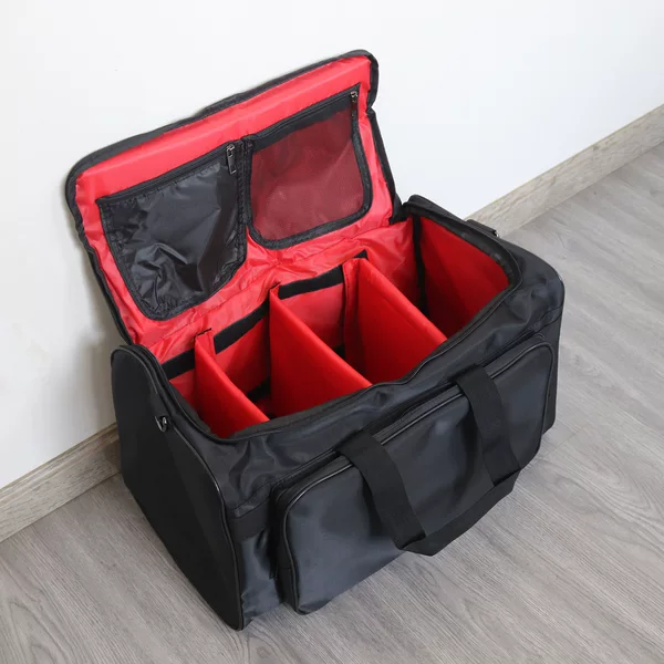 Fashionable Lightweight Handbag, Large Capacity, Waterproof, Foldable Travel Bag for Short-Distance Business Trips, Fitness and Sports Bag for Men