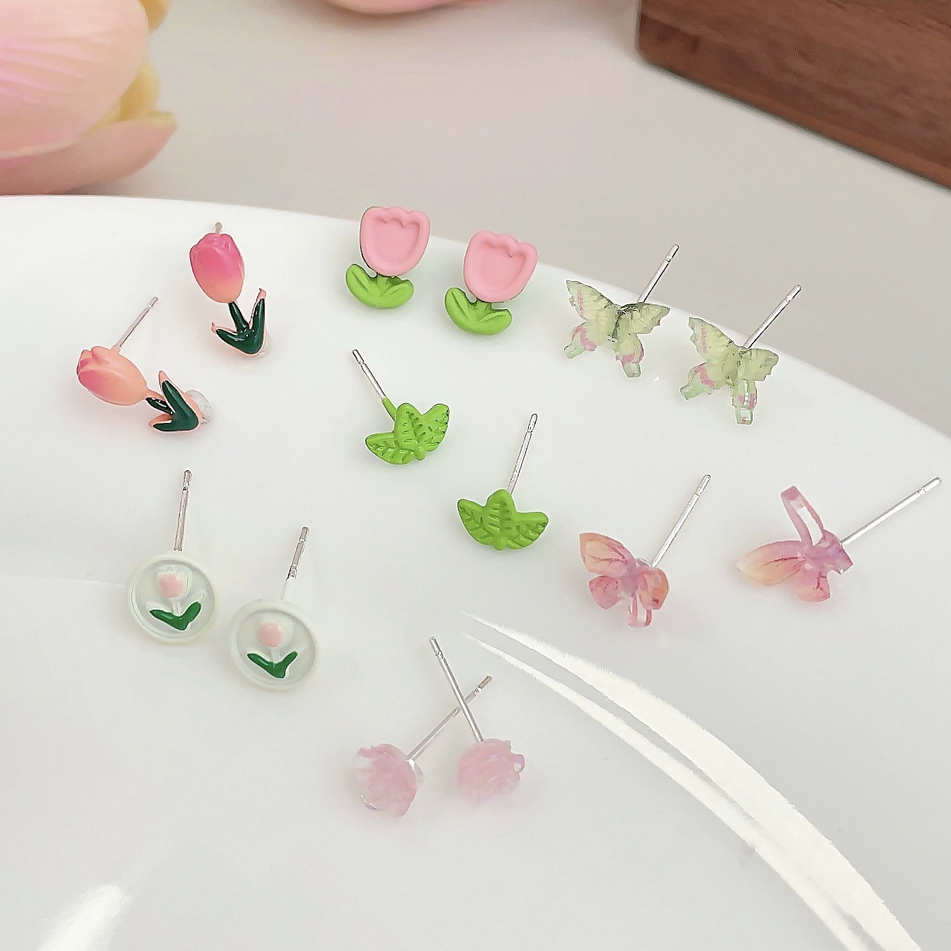 Summer earrings, cute silver needle