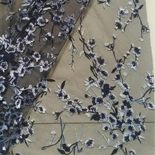 3ɫ��z�����������ٽz�����B��ȹ�r��Ů�b�鼆�Y���̽��W������