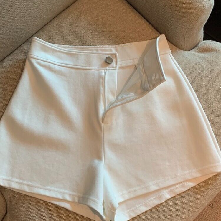 White Suit Shorts for Women, Summer 2026 New Style, Petite, Slimming, High-Waisted A-Line Wide-Leg Shorts for Outerwear White Suit Shorts for Women, Summer 2026 New Style, Petite, Slimming, High-Waisted A-Line Wide-Leg Shorts for Outerwear