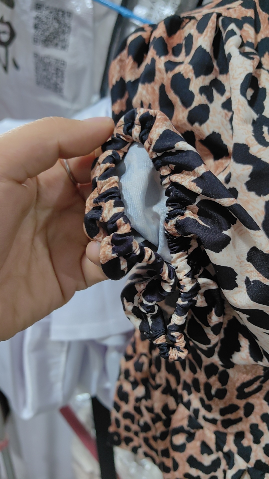 245g Weight Short Sleeve Sleeve Length Single Breasted Placket Type Regular Sleeve Sleeve Type Polyester Fabric Type Short Top Length Blouse Tops Type Daily Occasion Round Neck Neckline Loose Fit Type Leopard Pattern Summer Season Women's Gender Streetwear Style Wholesale Women's Streetwear Leopard Short Sleeve Blouses 16