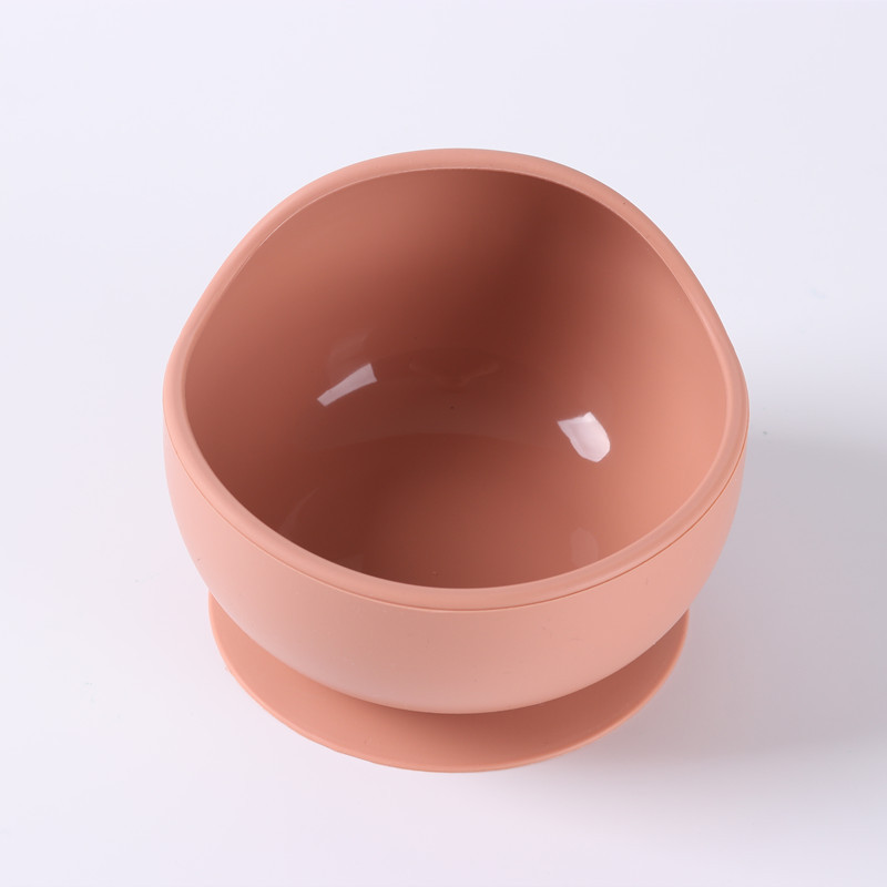 子供のシリコンの吸盤碗は食器を飼育します。|undefined