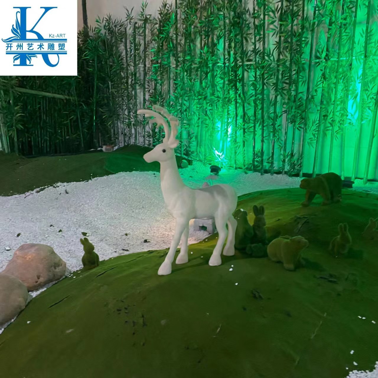 玻璃钢雕塑厂家直销树脂小鹿大型艺术美陈摆设落地卡通公仔模型