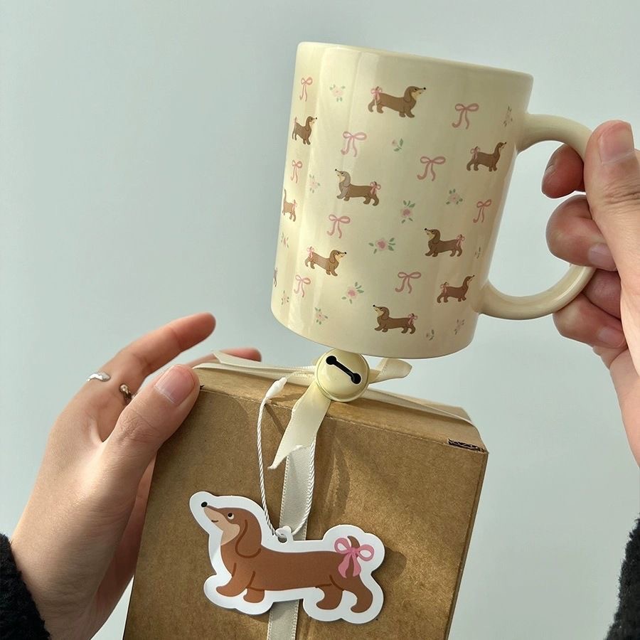 Internet popularidad adorable salchicha cachorro taza ins alto valor de la cara taza de agua doméstica regalos personales de negocios regalo de mano