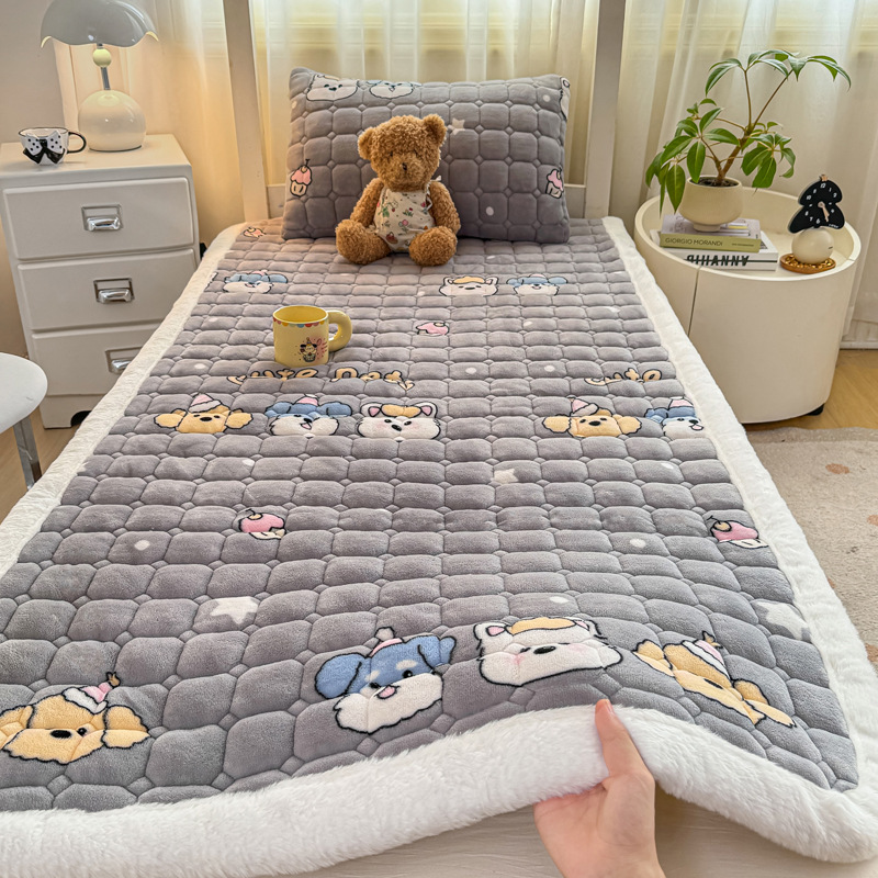 Colchón de terciopelo caliente de invierno de clase A materna y infantil colchón de terciopelo de leche colchón tatami dormitorio colchón de dormitorio