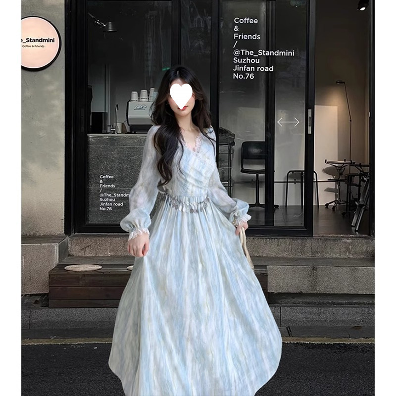 法式超仙蓝色扎染感蕾丝拼接长袖连衣裙女气质名媛设计感显瘦裙子