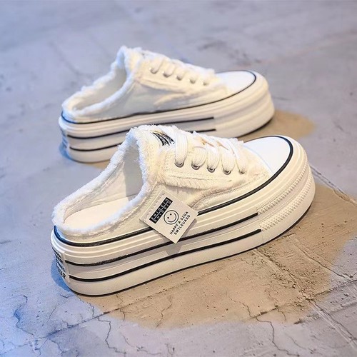 Canvas Bucket Hat Half Slippers Women 2025 Spring New Thick Sole Outer Wear Lazy Heel Inner Heel White Shoes