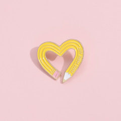 Cute pencil-shaped metal badge, personalized yellow heart pen-style badge, sweet girl-style accessory pin