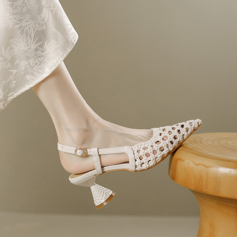 French Pointed Toe Hollow Woven High Heels Summer New Style Breathable One-Line Strap Shallow Mouth Elegant Temperament Hollow Sandals for Women