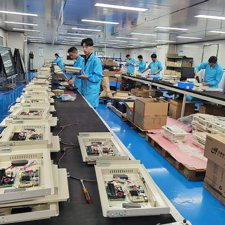 15.6寸21.5寸32寸公交车广告机4G网络大巴车广告机 公交车广告屏