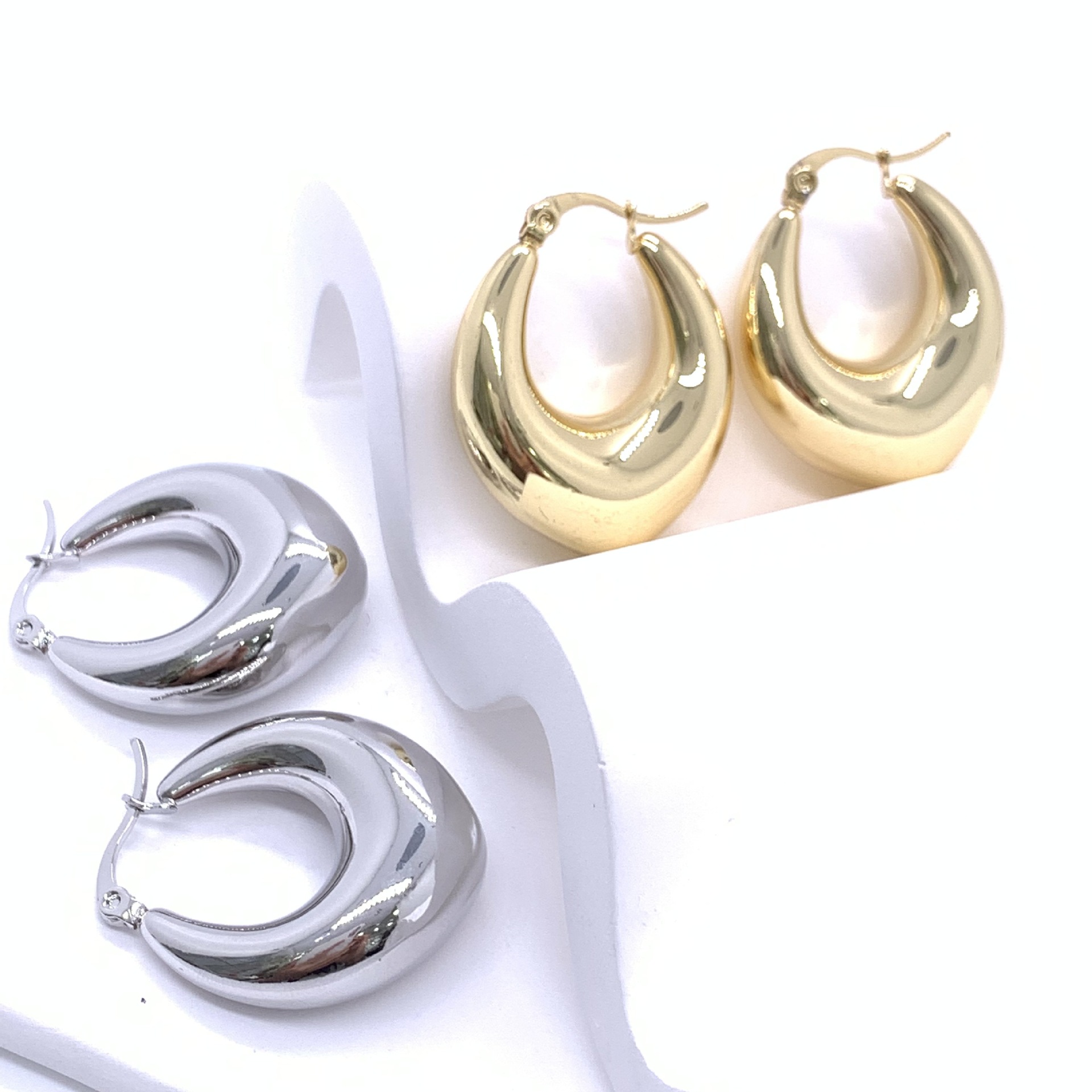 1 Pair Ig Style U Shape Plating Stainless Steel Earrings display picture 1