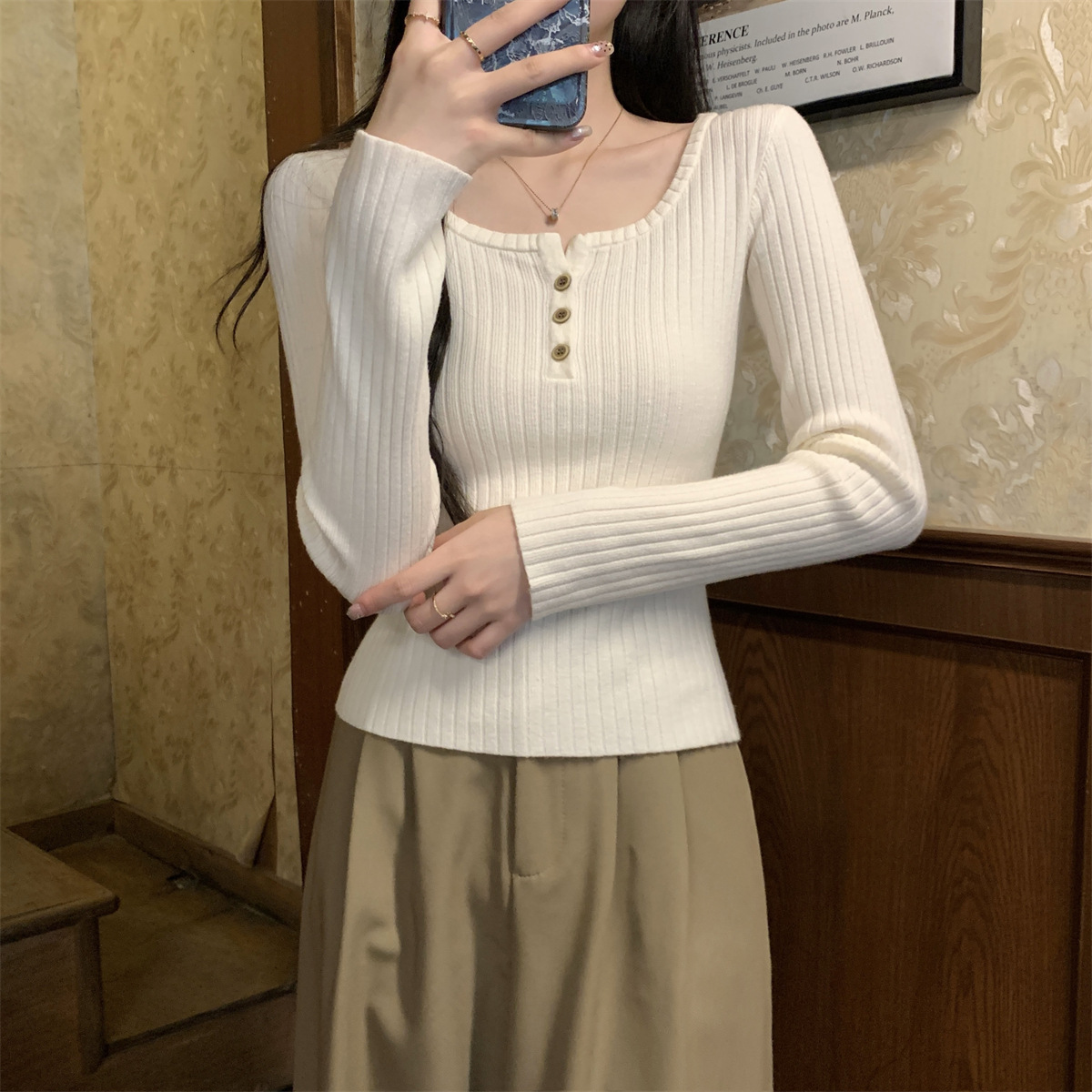 프랑스 스타일 스퀘어 칼라 버튼 니트 스웨터 가을과 겨울 한국 스타일 디자인 센스 내베이스 셔츠 스웨터 긴 소매 슬림 룩 탑