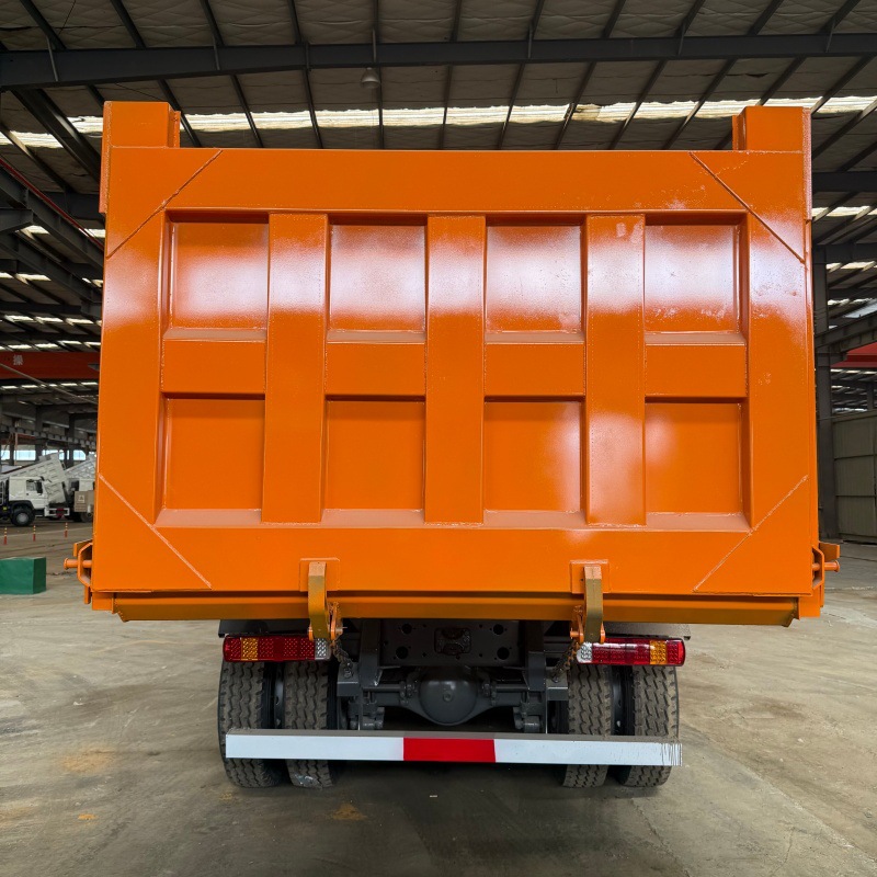 Exported to Africa HOWO NX 8x4 dump truck, 8-wheel rear-tipping soil-dump engineering dump truck