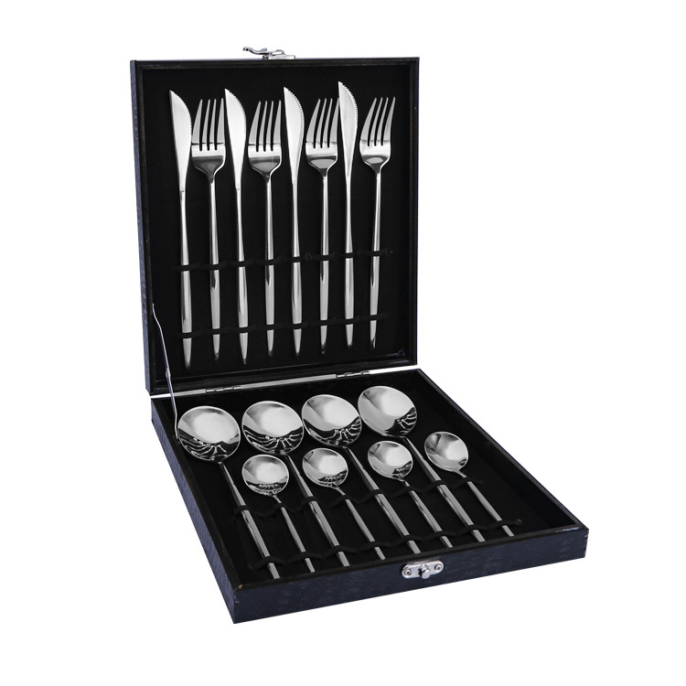 Productos calientes de Amazon vajilla de acero inoxidable conjunto de 16 piezas de Portugal cuatro piezas principales cuchillo, tenedor y cuchara caja de regalo transfronteriza traje