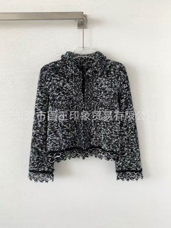 国王印象  秋冬新款翻领粗花呢黑白撞色重工小香风针织外套上衣女|undefined