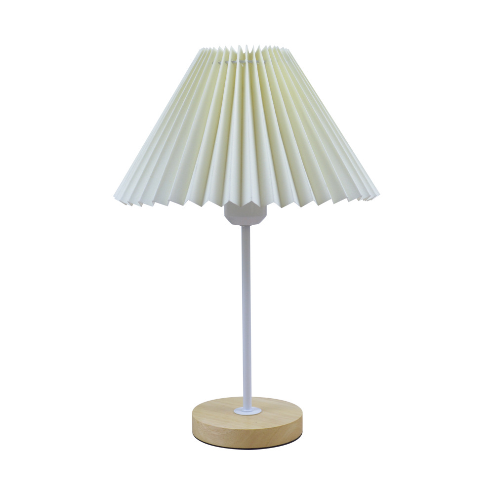 Lámpara de mesa Luz de lujo 2021 nueva lámpara de noche dormitorio escritorio luz nocturna sala de estar comedor Lámpara decorativa ins avanzado