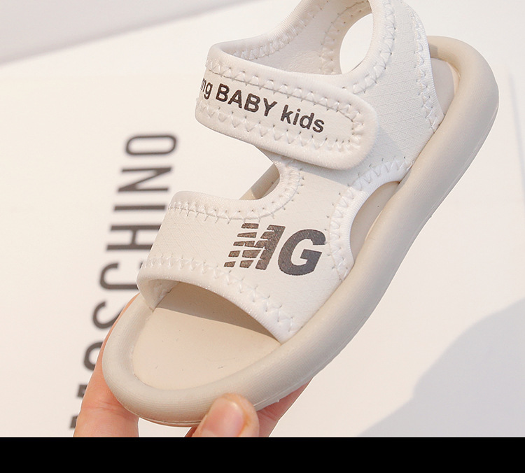 Versione coreana di sandali spessi casual, scarpe da bambino con suola morbida da spiaggia per ragazzi e ragazze, scarpe per bambini estive 2023_voghion.com