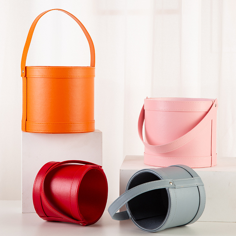 Circular Handbag Red Leather Hug Basket Gift Box Maid of Honor Gift Packaging Box Flower Bouquet Flower Vase