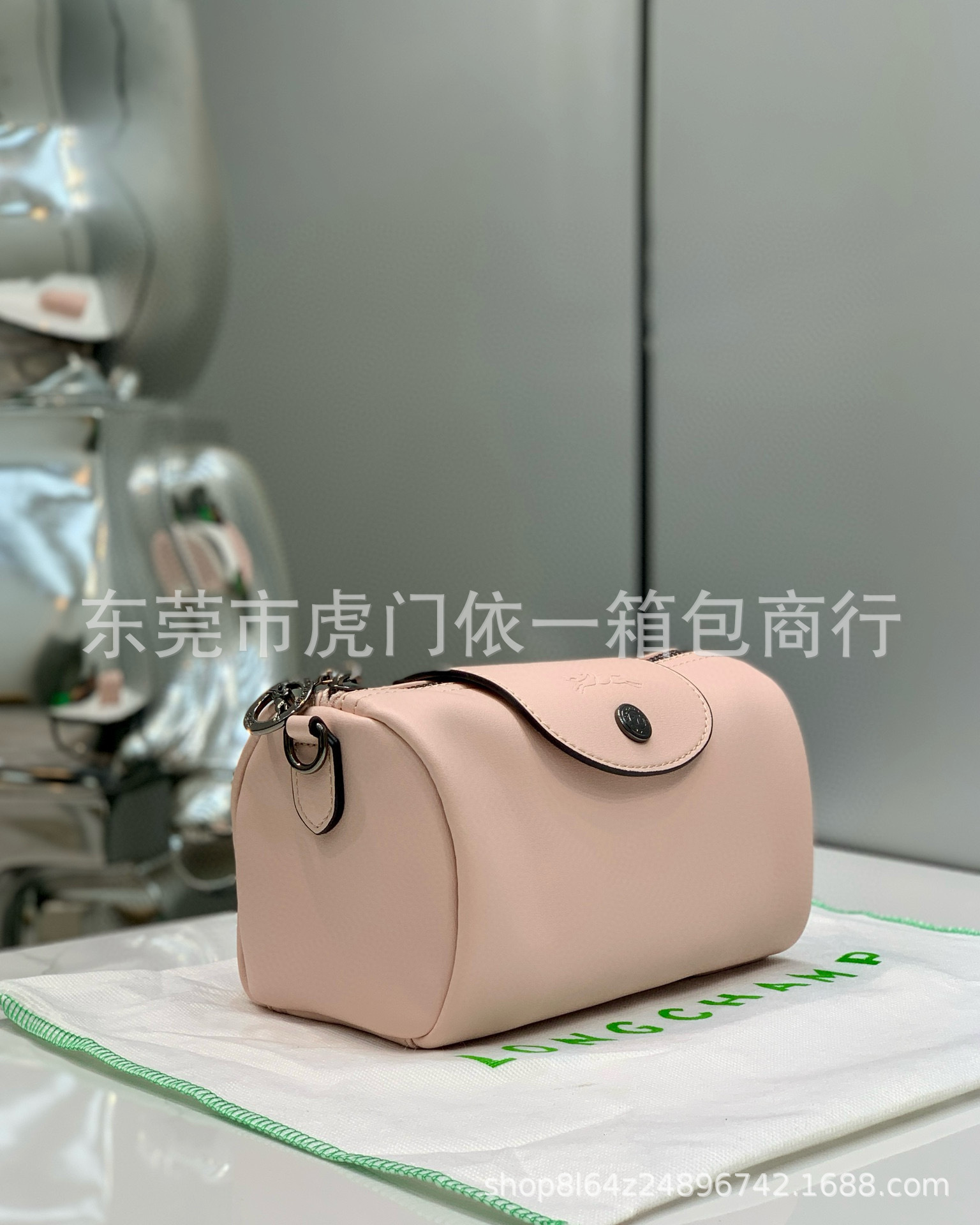 2024 nueva bolsa de boston, bolsa de barril, bolsa de almohada de piel de vaca, bolsa de hombro ajustable, bolsa de hombro con mango único