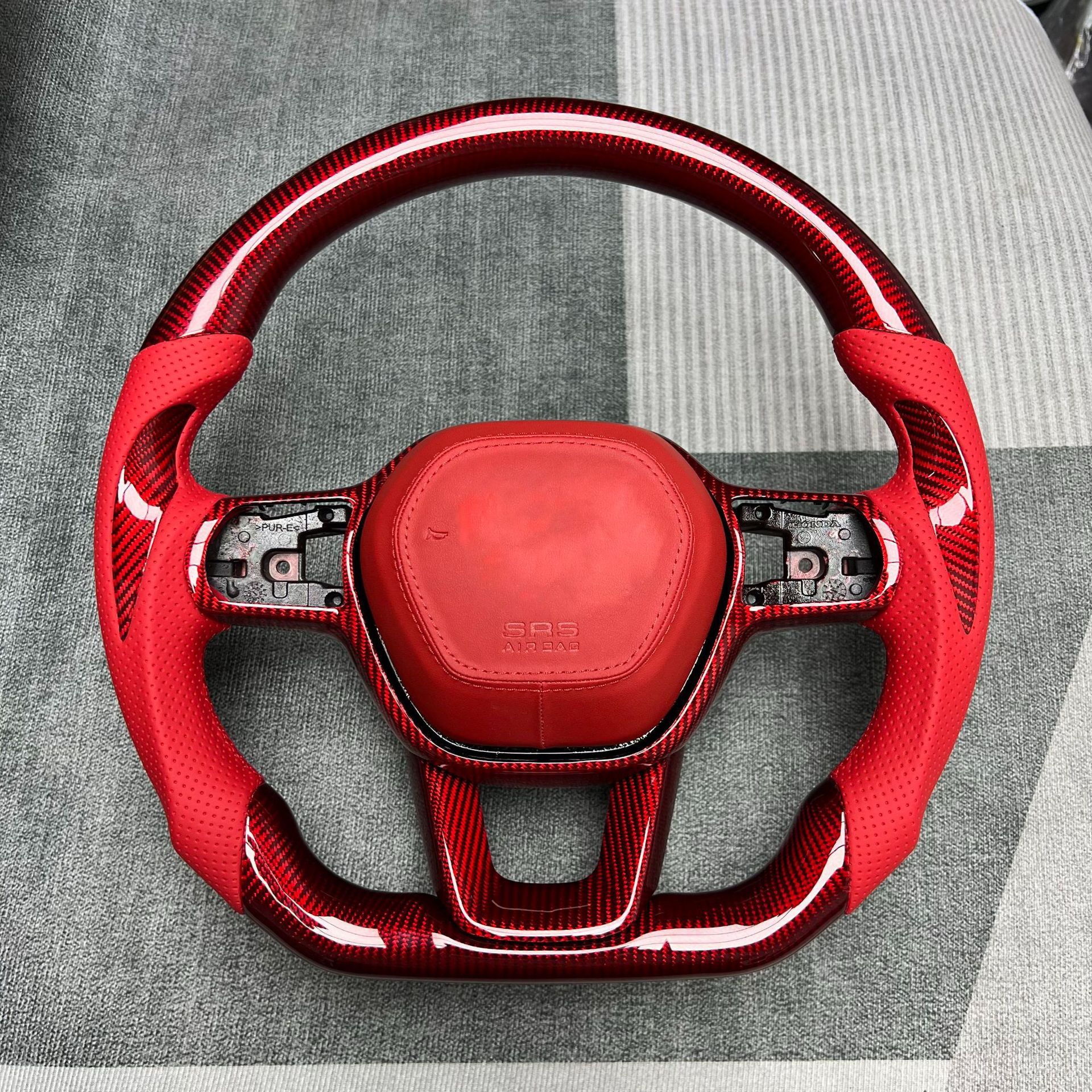 Carbon fiber steering wheel modification customization is suitable for Honda 11th generation Civic car interior steering wheel processing