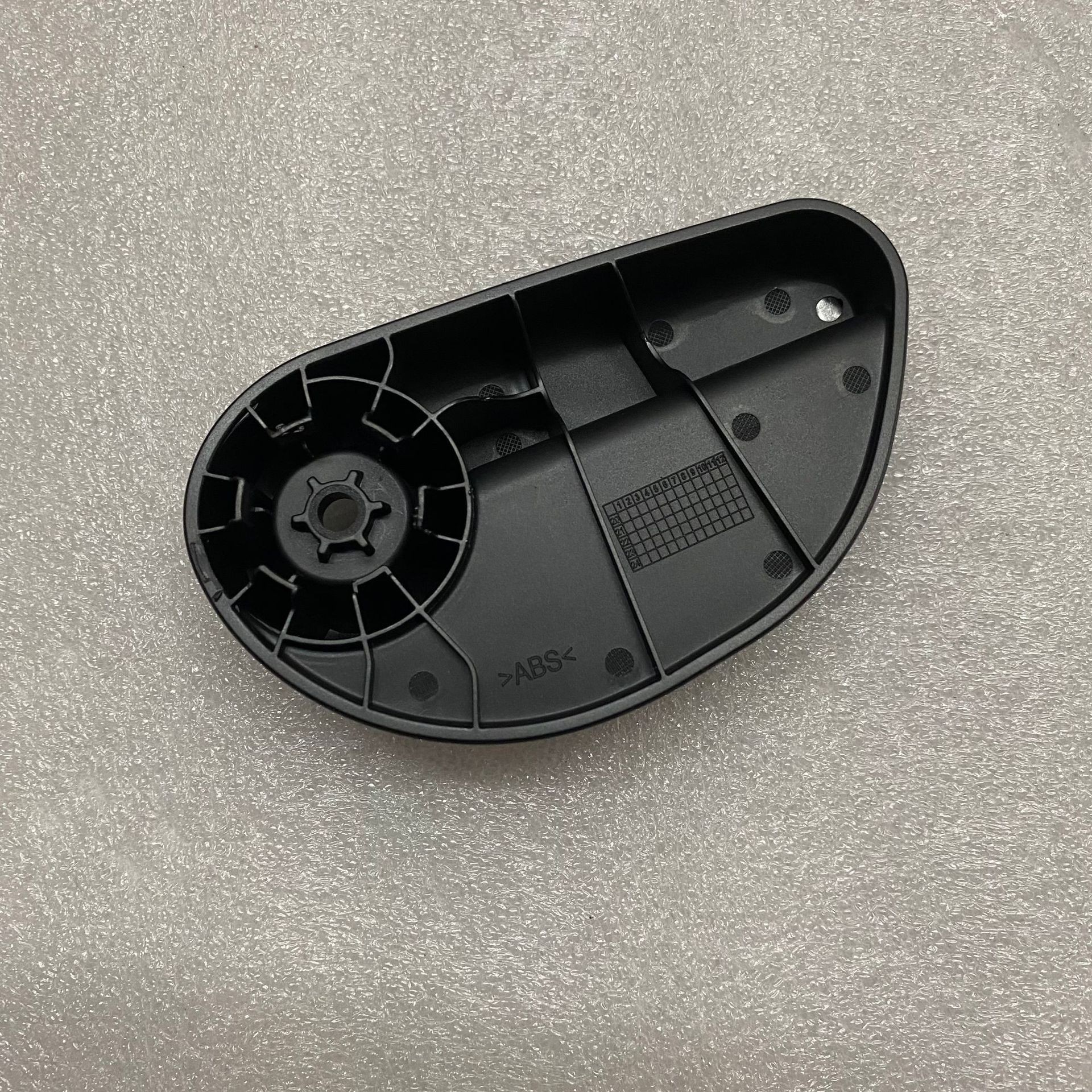 Suitable for BMW MINI F54F55F56F57F60 hood handle hood latch 51237307640