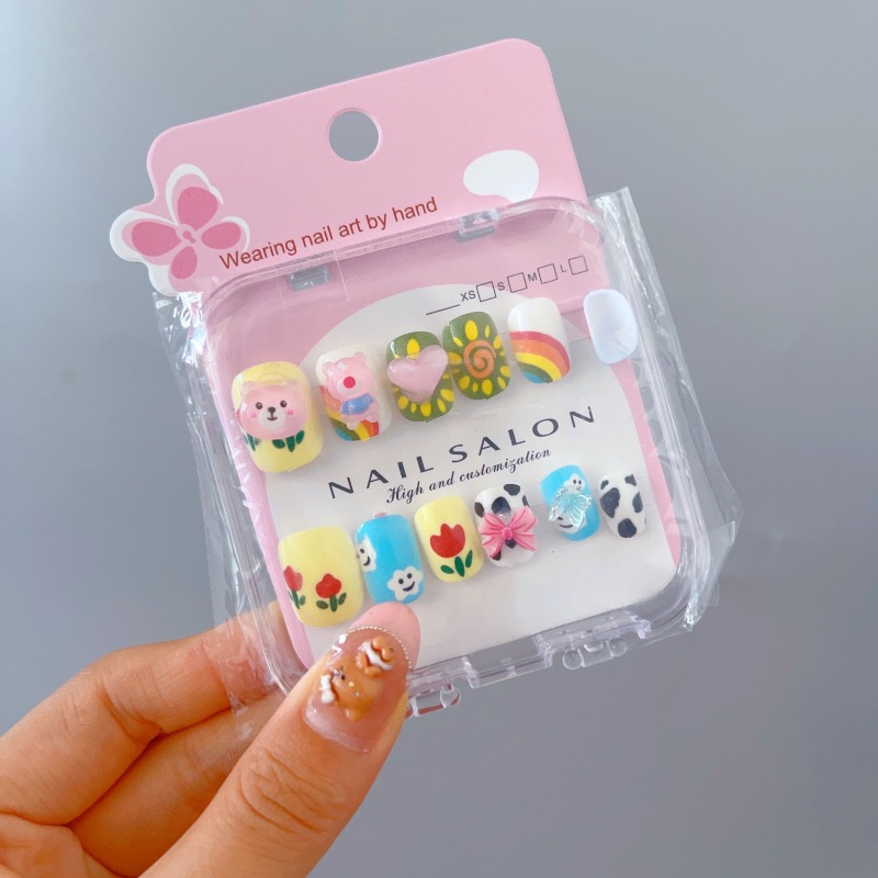 Niños que usan uñas niñas cortas 2025 nuevo estilo de alta sensación pegatinas de uñas no tóxicas y inodoras pegatinas de uñas especiales para niñas
