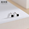 Fresh earrings, silver 925 sample, four-leaf clover, Korean style, simple and elegant design