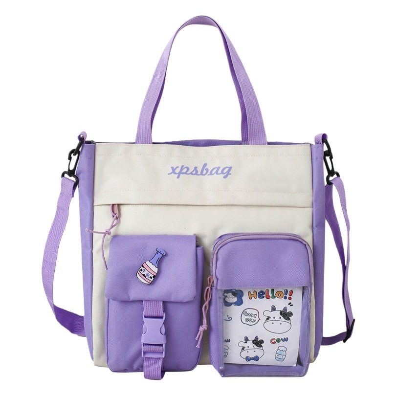 大容量のキャンバスを多く使って、アルファベットのプリントをします。