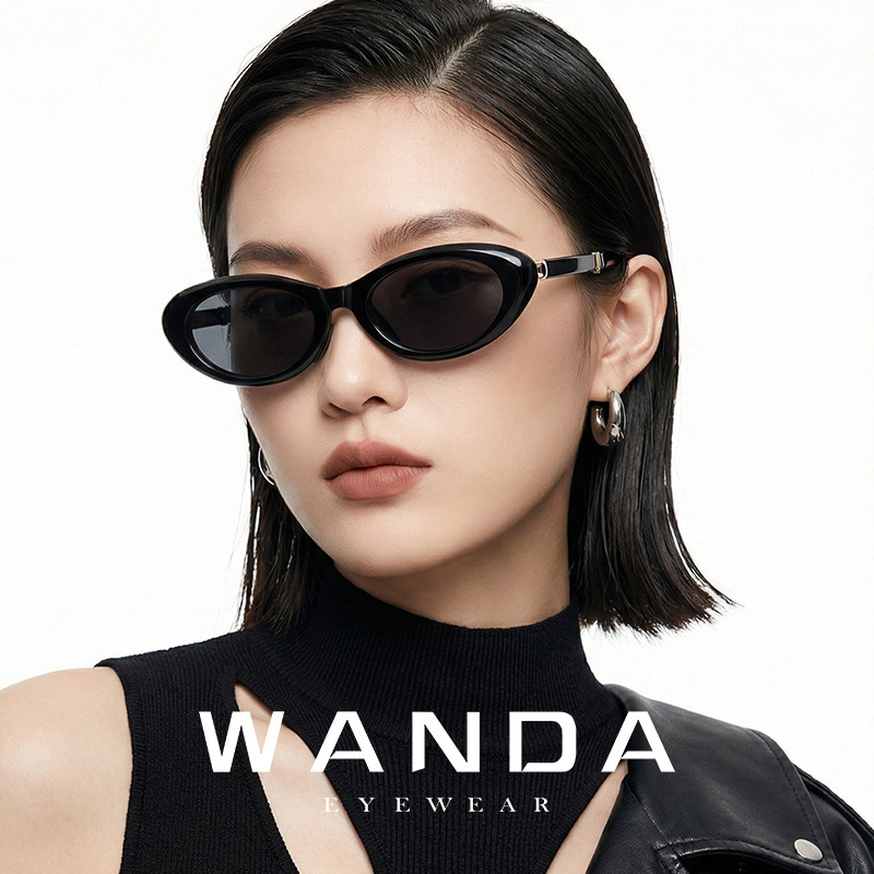 Trendy Gm Style Foldable Cat-Eye Polarized Sunglasses S24104 with Metal Hinges and Silicone Nose Pads for Women