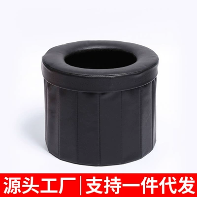 Outdoor Toilet, Kempinq və səyahət