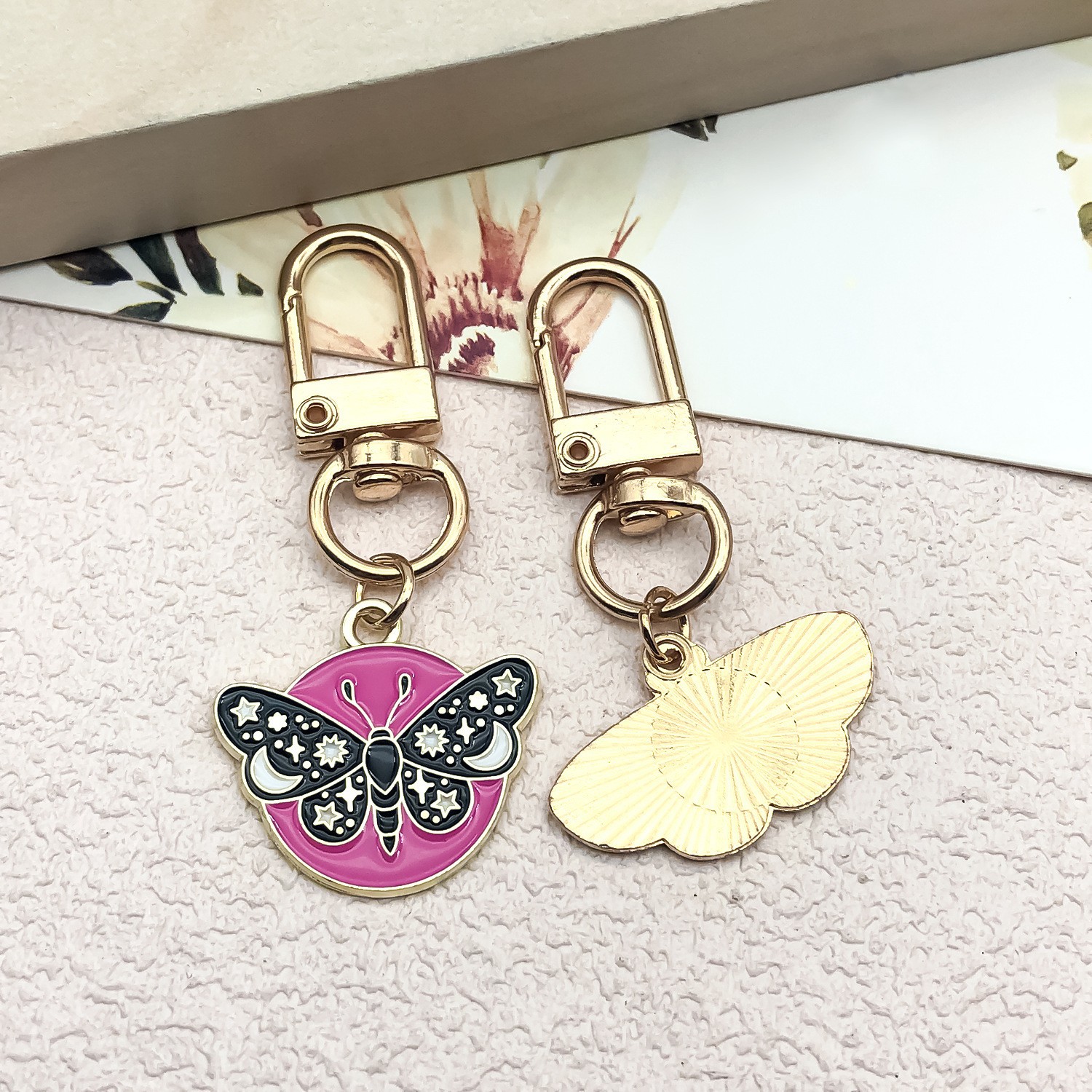 Alloy Material 1 Piece 1 Set Cute Sweet Heart Shape Butterfly Alloy Enamel Bag Pendant Keychain