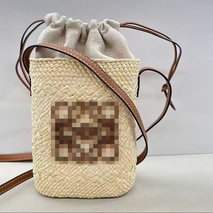 �S�����l���Ʋݾ�����Ů�������nϵС���μ�б������KˮͰ��