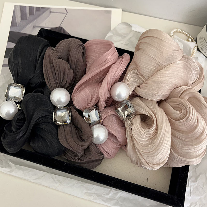 Cravate haut de gamme 2024 pour femme, style coréen Dongdaemun, ornée d'une simple perle et d'un anneau à cheveux en diamant étincelant._voghion.com