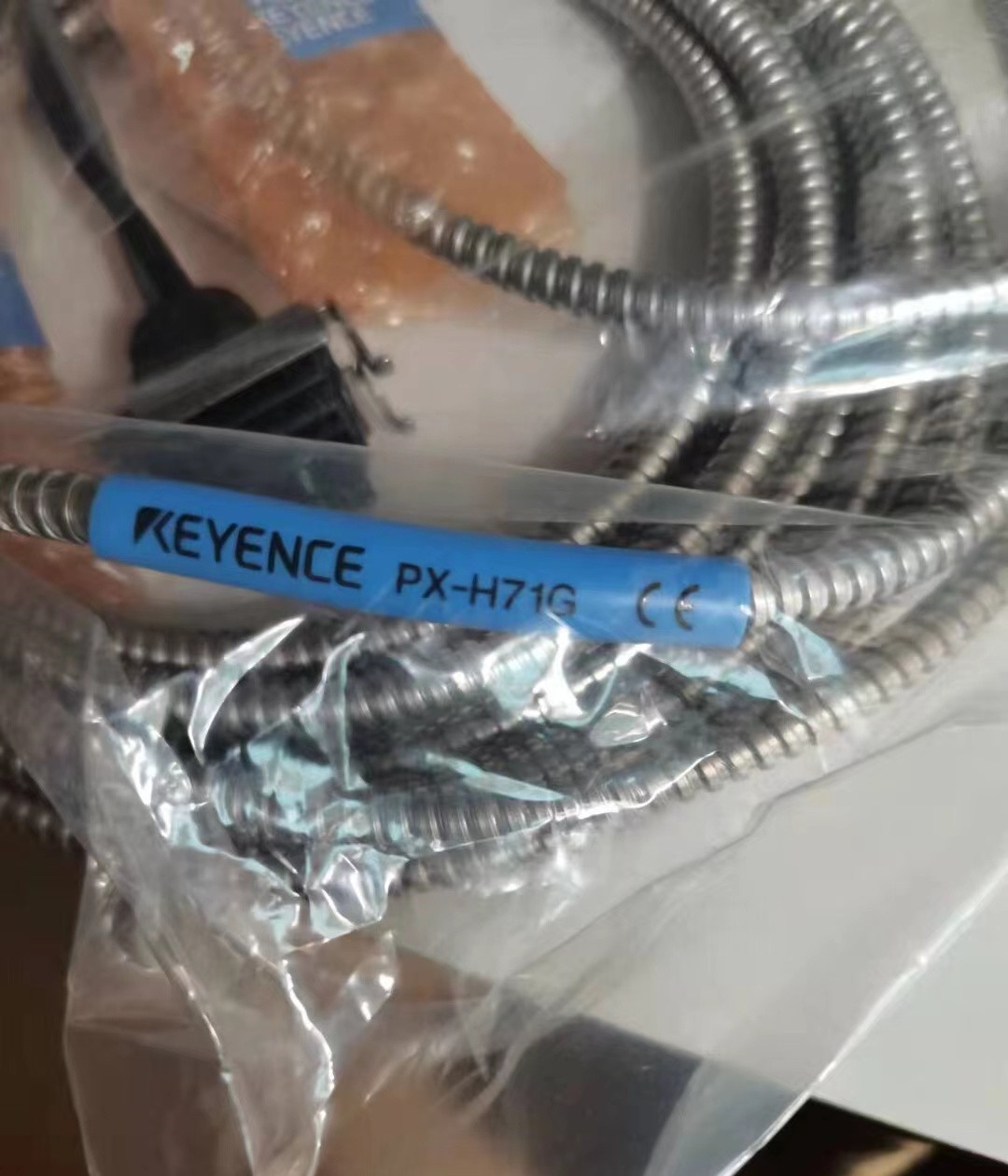 KEYENCE基恩士PX-H71G激光传感器全新原包装现货库存